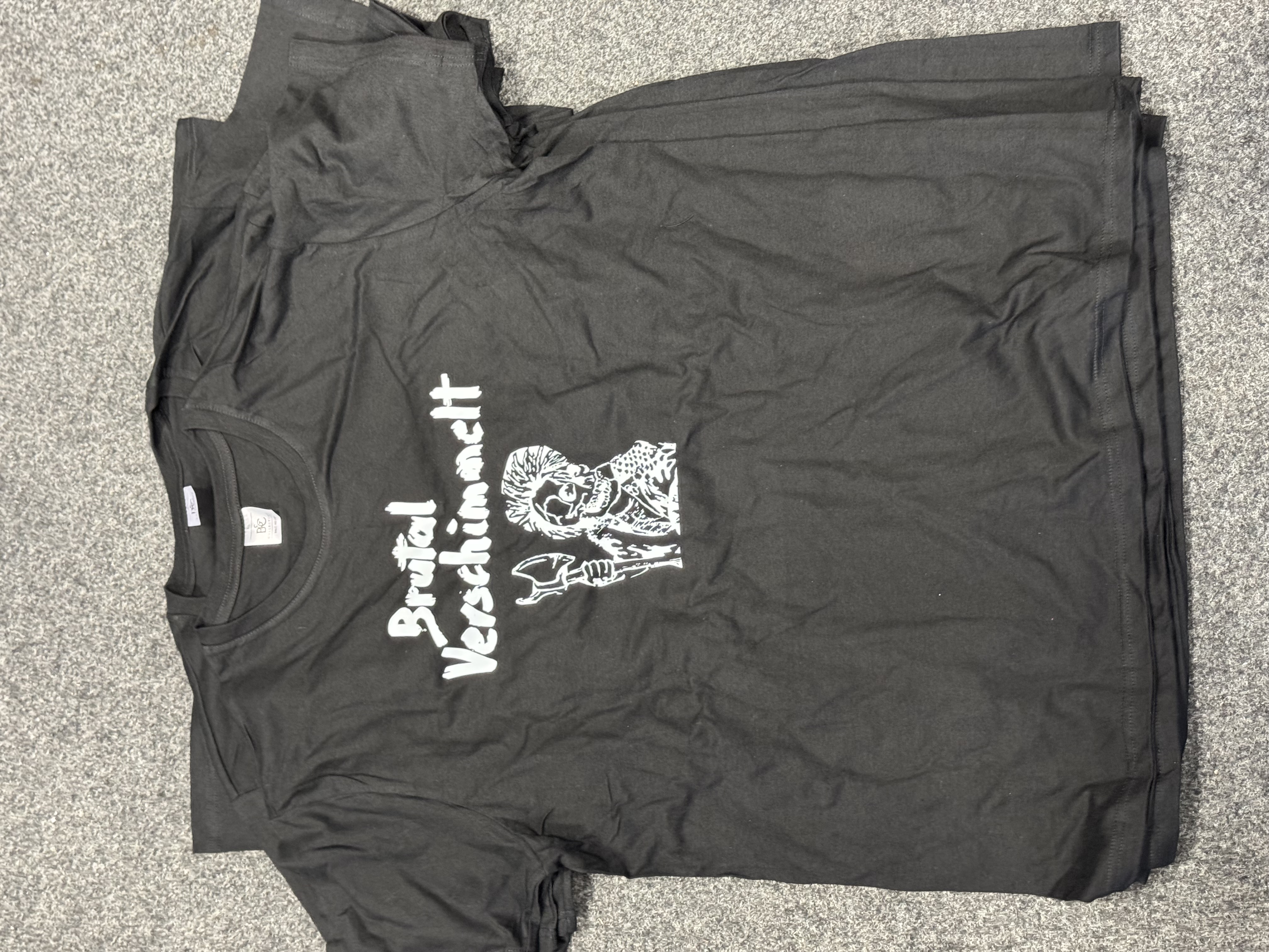 Brutal Verschimmelt - Tourshirt (schwarz)